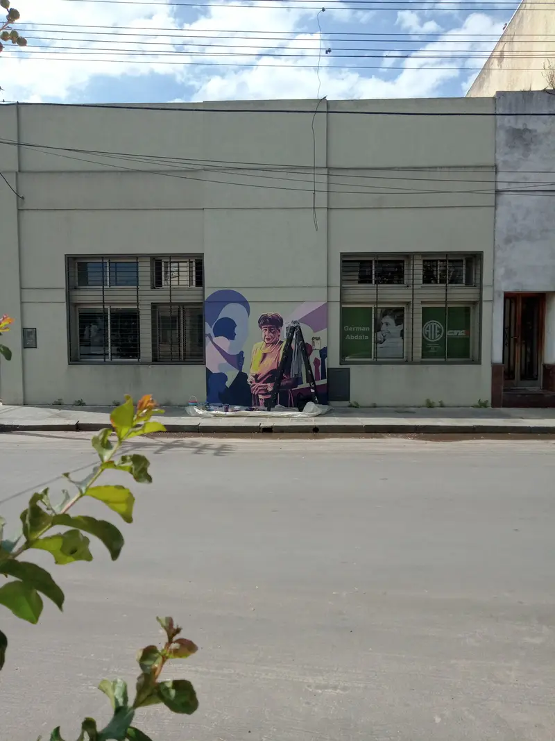 El mural en la fachada de la sede ATE/CTA