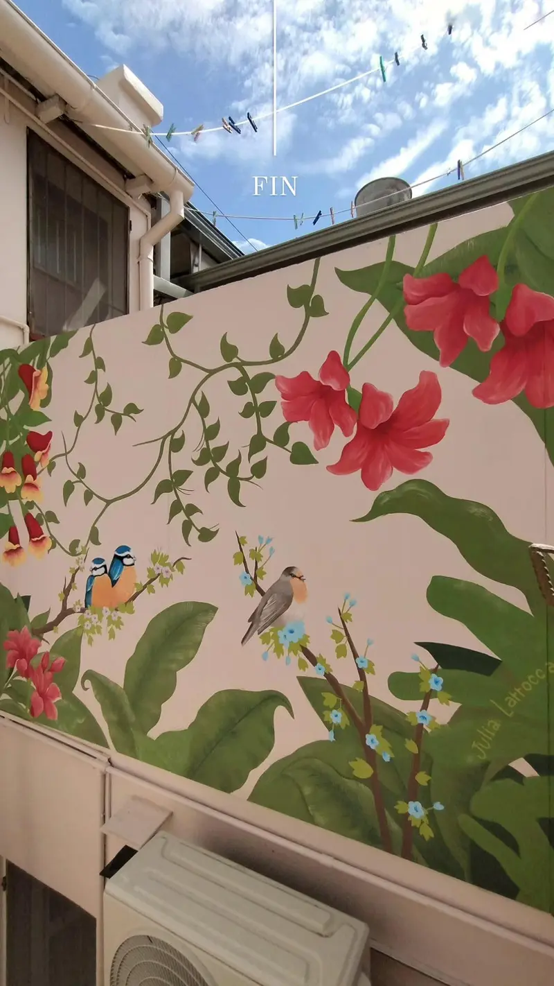 Vista completa del mural casi terminado