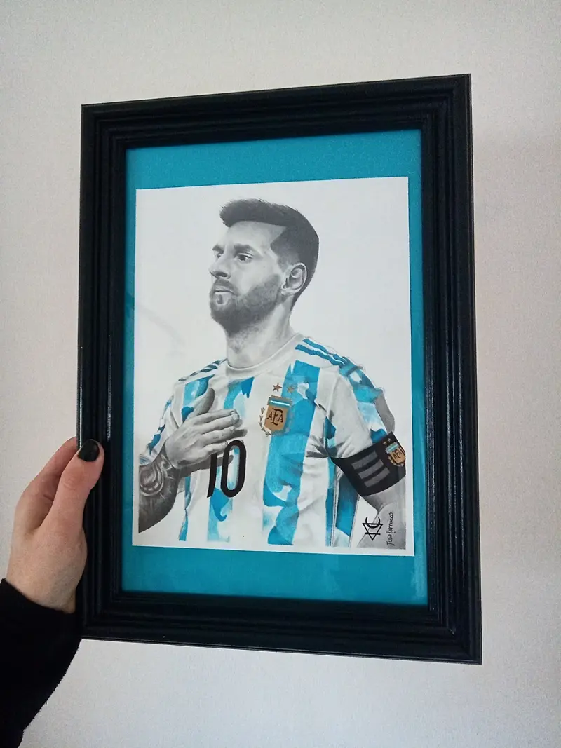 Retrato de Messi con la camiseta de la Selección